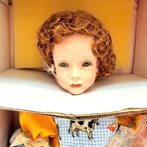 Paradise Galleries Molly MacDonald Porcelain Doll by Patricia Rose New - Picture 2 of 10